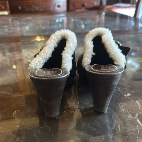 Coach Brown and White Cozy Mules - Picture 3 of 6